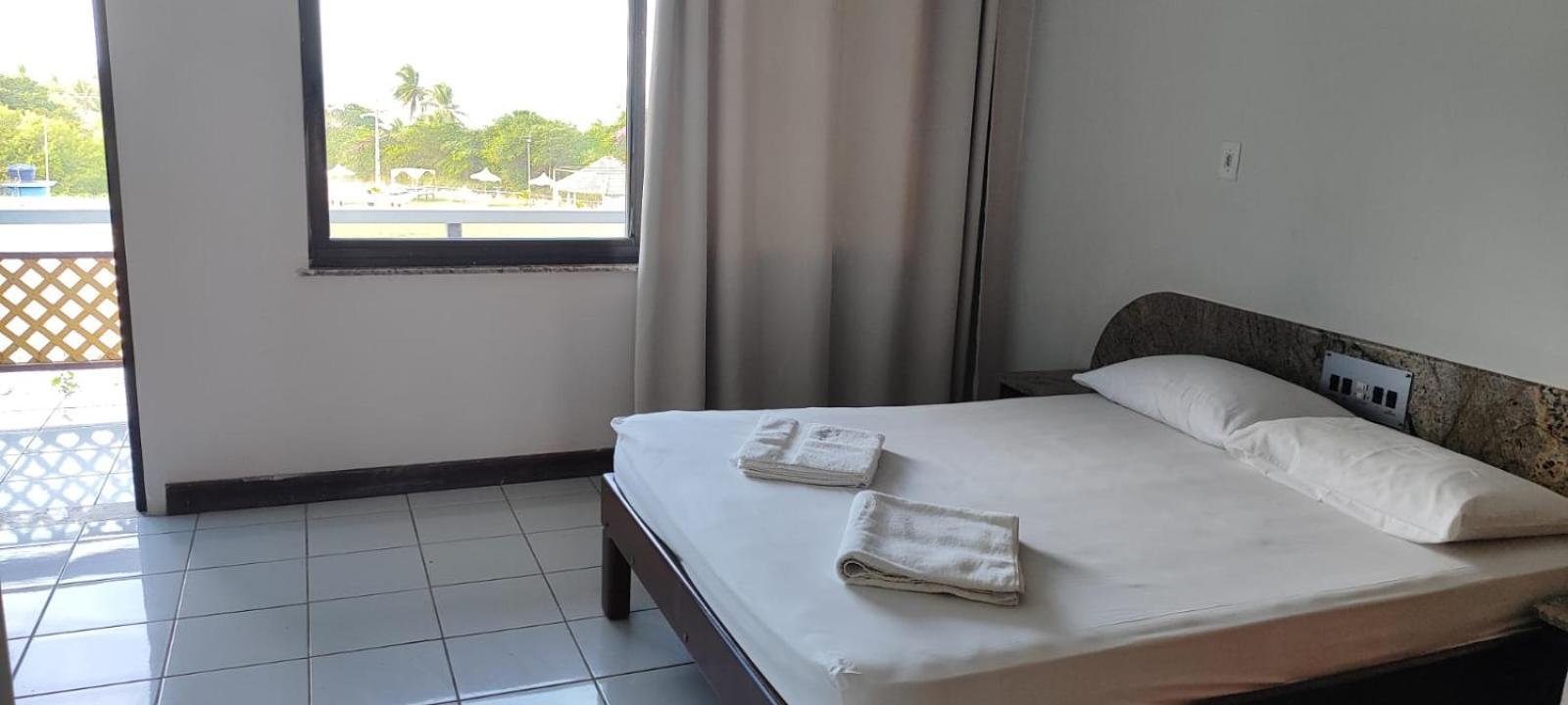 Hotel Pousada das Falésias à Prado Extérieur photo